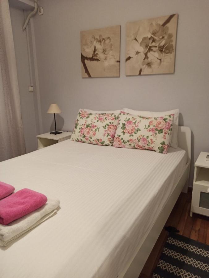 Luxuriously Central Studio In The Heart Of Athènes Extérieur photo