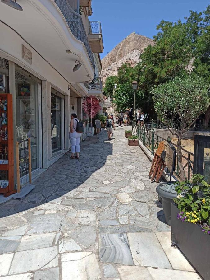Luxuriously Central Studio In The Heart Of Athènes Extérieur photo